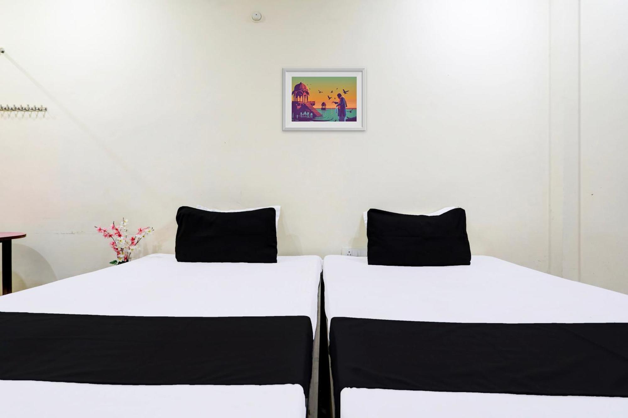 O Suryawanshi Hotel