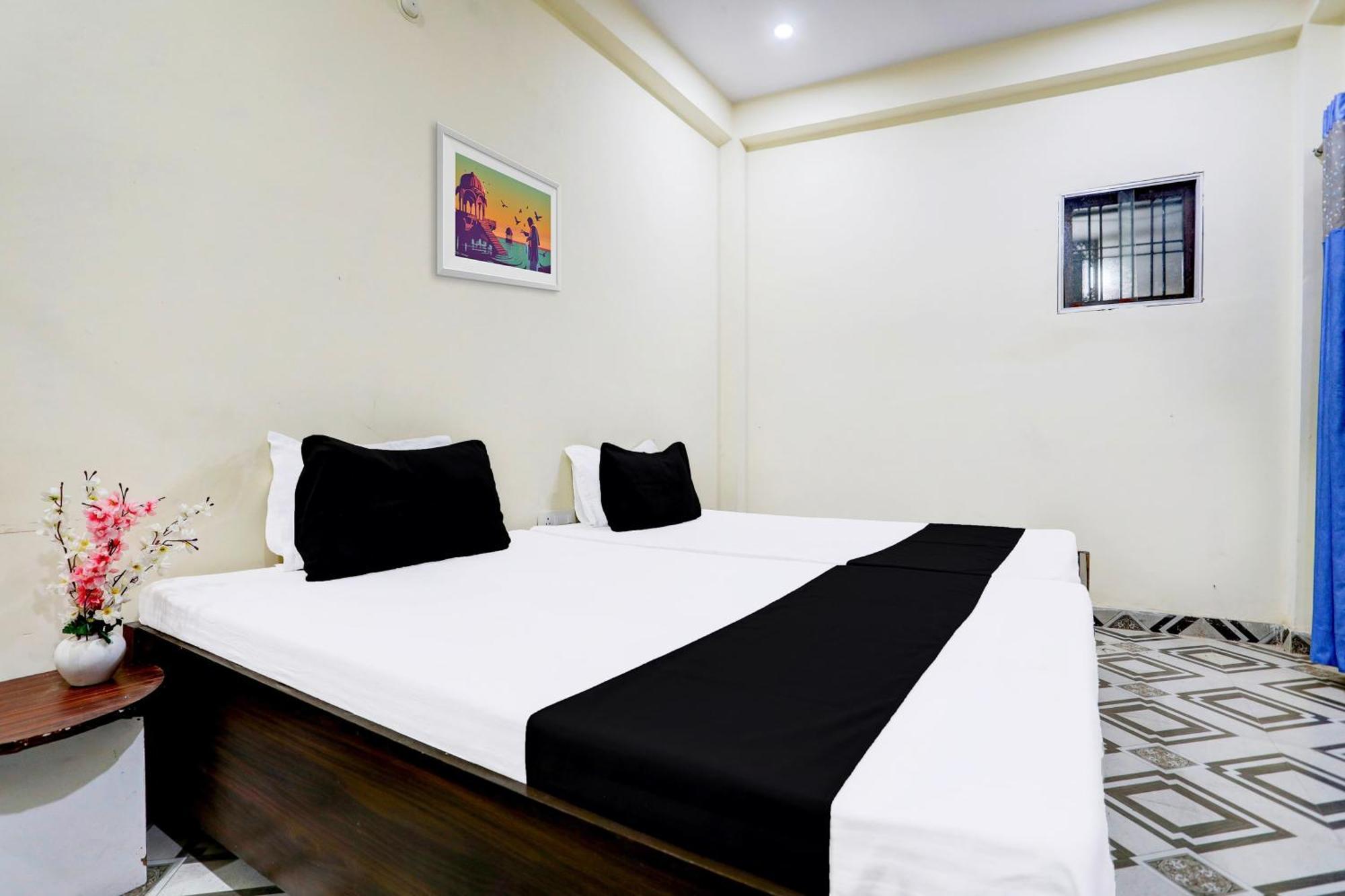 Hotel O Suryawanshi 3*
