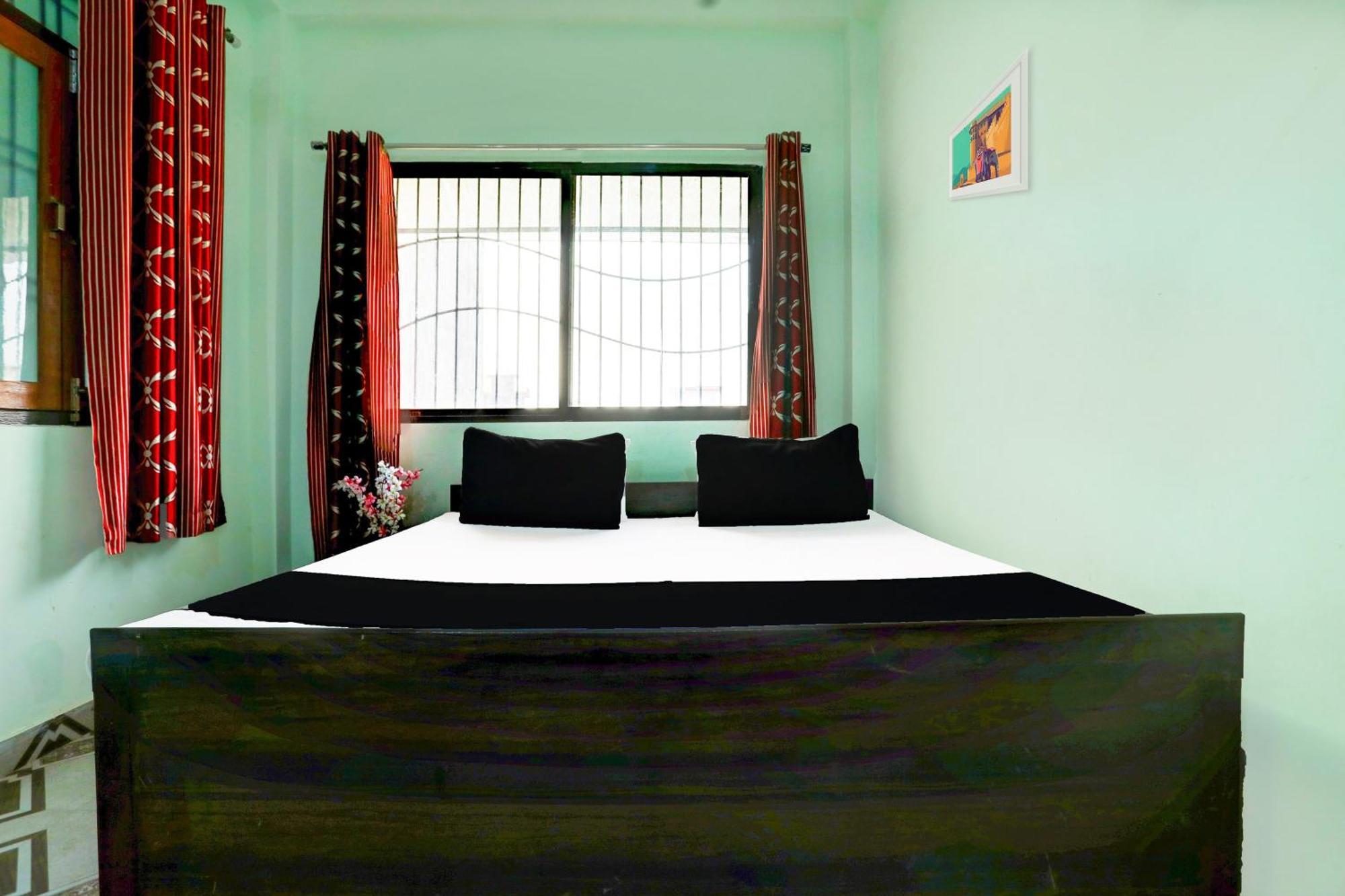 O Suryawanshi Hotel